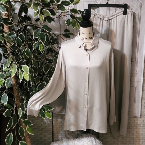 Burberry Pants Set Silver Satin Top 12/Pants 14 - Picture 1 of 13